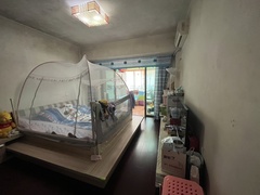 F6E65132-12A8-4DA7-887B-6C2D479B7A60