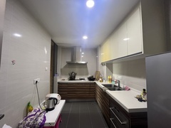 FB59DE6B-FACB-4D9E-986D-1333198AD04D