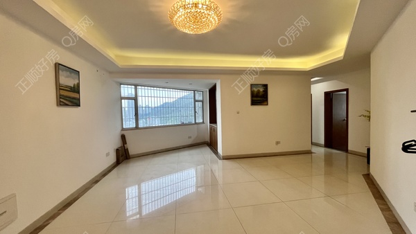 珠海香洲东洲花园190万126平米3室2厅1卫二手房