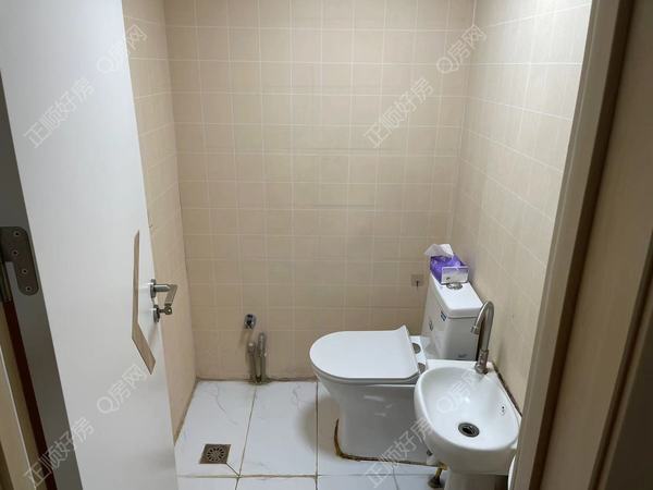 A023F2EF-126D-4F1F-9EED-2D8F1402CAA0