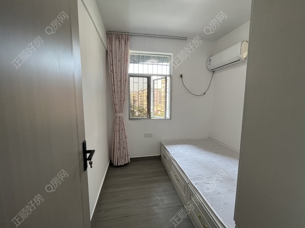 077E71FB-A8C5-49DA-8704-A485C87B3DCB