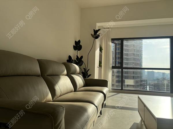 3AD8CB59-DF00-4E52-B1FF-C4C6156A8E00