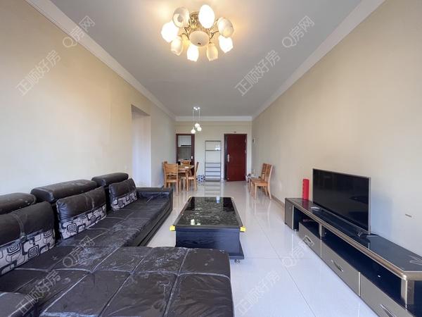 0AE39640-33F7-44B1-A000-863ECD060610