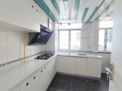 714B7FF6-597F-457A-BBBF-743A211C20AE