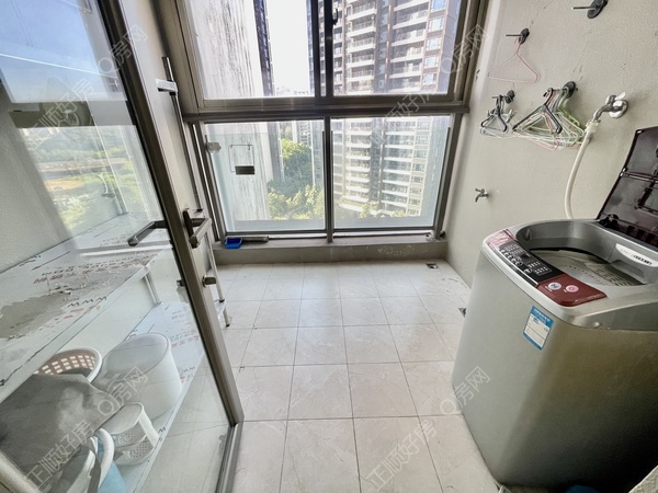 29168F7A-5595-4B33-BF1F-0EDCE79D4C21