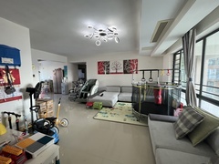 07D0CD3B-C1FE-4321-BB11-5EFAF0518923