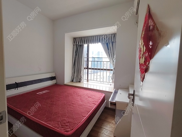 92744194-7433-4916-80B8-9D509E0D93BD