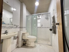 08993166-F113-43DB-9CAF-8C14F9FC581B