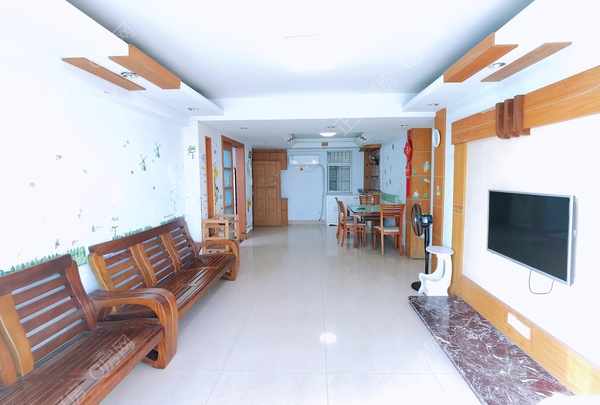 FB30C1C3-D373-4102-B793-B86B452D2362