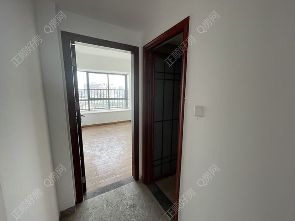 FF05AC02-81B5-4ED7-B900-DDDCD8EA6E34