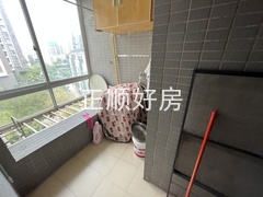 BBCEB719-A196-4ADA-9161-84CE20DEA8E6