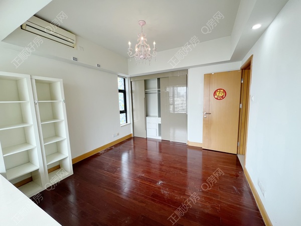 6EB3816F-CF3C-4032-AAFF-B80C9D54A0EB