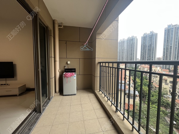 BB9A7705-B612-448D-A3A7-BFDE157C952C