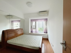 5C0FD6EE-742E-4E84-B060-B1518AA6F83B