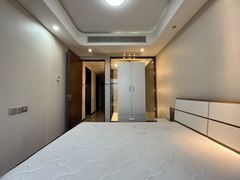 A75A95E6-6311-499D-9B87-14CD1C88A98D