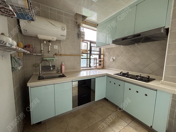 E0FA1B2D-DB26-43CC-8B14-12232B80D7CF