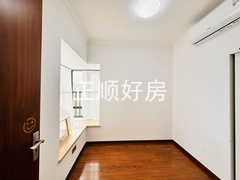 次卧