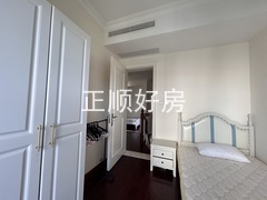 32283C60-62F0-42BB-B753-3A633817FFC3