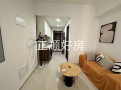 D01730FD-0CD6-4C7E-A563-0F9D5D5085B4