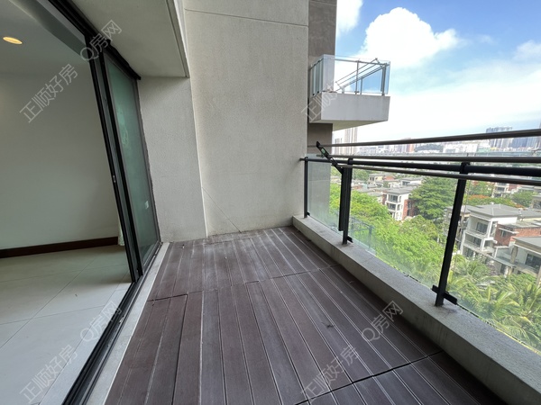 7FF85D3A-38B3-45EA-8D12-A5EB45ED5F83