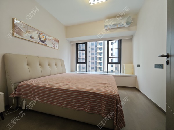 76653e1ba71de4b8b289f363ca892c95