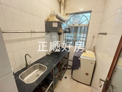 C51BFB32-39F5-4F0B-BC3E-A859E803BA28