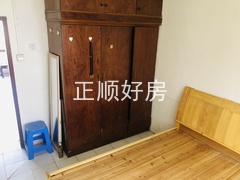 9EEEC629-B1C3-4054-A951-87FD125C013D