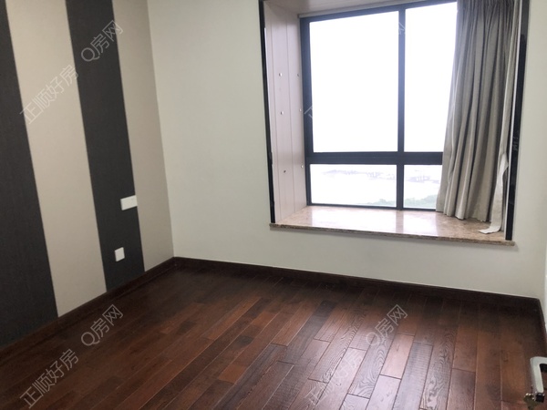 59EB65BD-DF00-4EA2-9842-901F6676827E