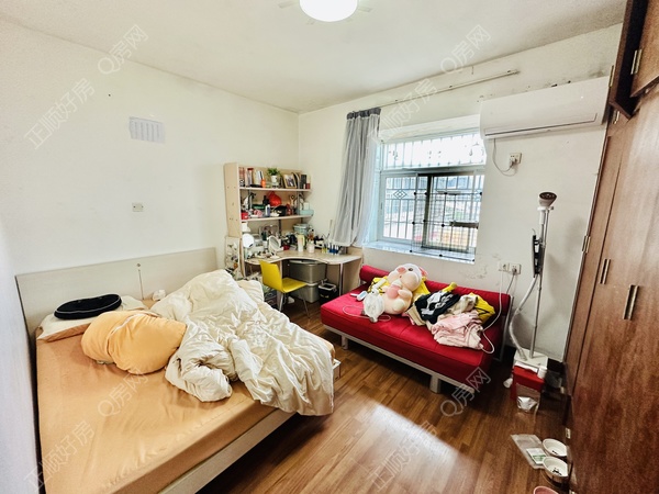 A9E1BFC4-36F0-4871-9605-045591AE35F3