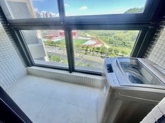 0FB2FD12-F1E0-4114-BD7A-B1819EC41AC3