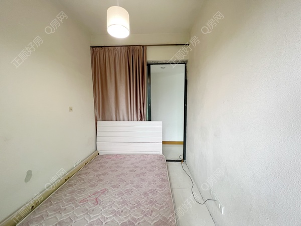 0768406E-B0AE-4C27-A34C-9DE94E65CCEE