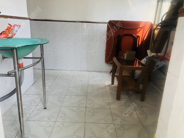 3AFE5F58-DDA1-48B6-87A6-44C054815D70