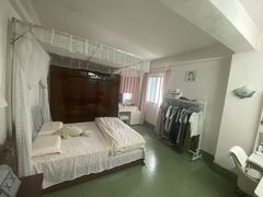 DA59D896-AD75-475A-9C8B-DF31392B657B