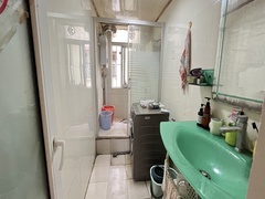 8A6B94E0-0C69-4626-A72E-4272618C5231