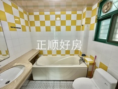 DE6C5C7E-A340-4C1E-83D7-84DE7E79AD25