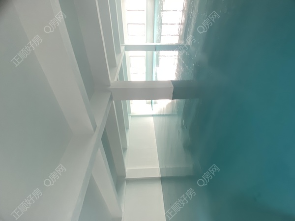 F80658A8-8FF2-49E5-B8A8-72AFB26449F3