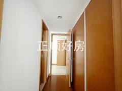 0374671F-77C9-4CF3-A4B7-1018408690CE