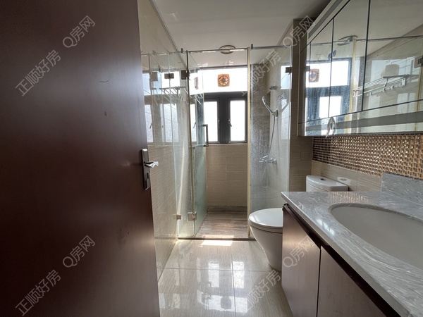 5FE563B9-CF34-4120-B2F8-3BBD1F751F0D