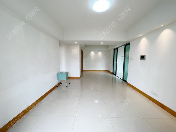 CF0EF3A8-E6FF-4C71-8E11-DCC8E0030AB8