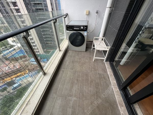 D079D0BE-AEC1-43D7-BB45-331105BA0818