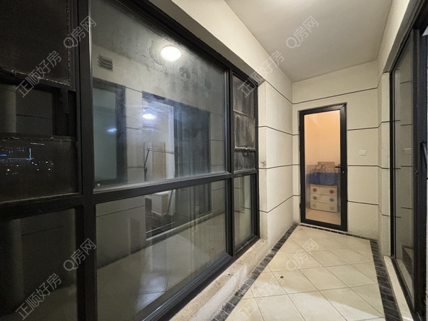 3E183B1C-7A6C-4358-ACC5-F14FB7789BE2