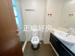 F3E113F4-BE72-47C2-9C49-E9D70D99FC07