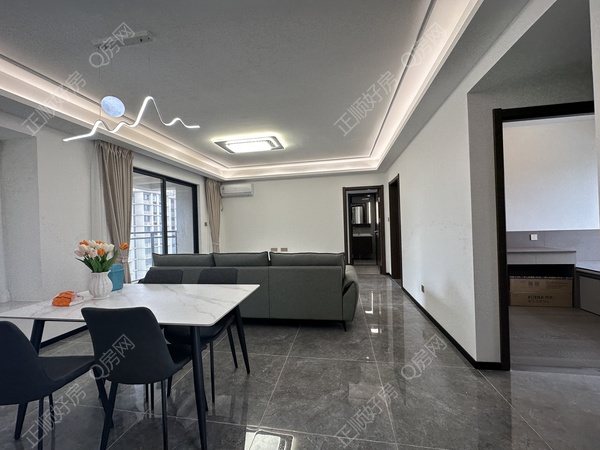 9453E0A5-7978-4BA2-B15D-B0B99D399F92