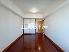 次卧