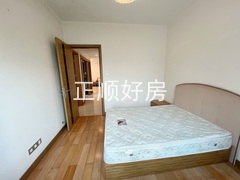 次卧