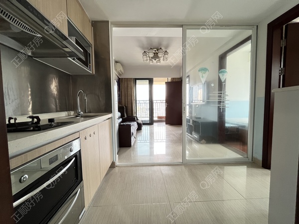 0335E037-5FB3-4F50-BF80-7A52D65D637F