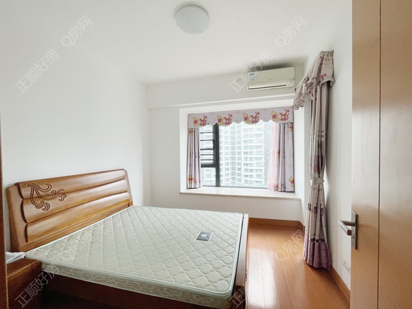 60DBCF2F-9DA3-41A6-8C72-F00609C99E12