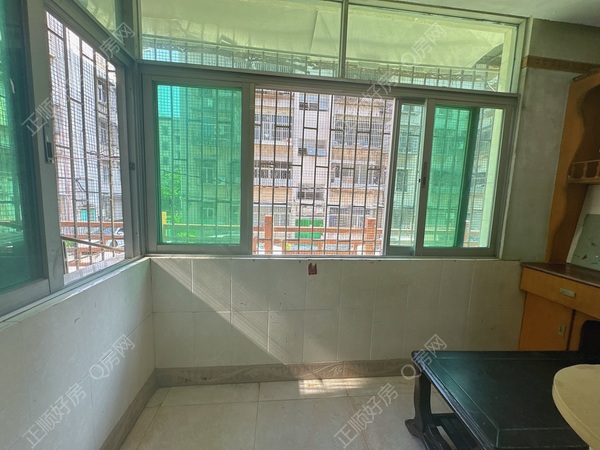 6638CDCE-BFB9-4371-A5F3-E8026A659556