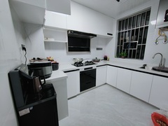 FF115F94-5885-4076-8F6C-E76D3D619127