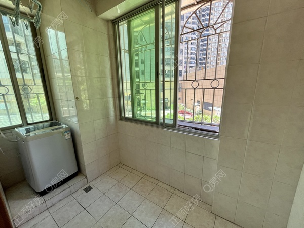 993C7EA1-4566-458B-9F8B-A2EDE5AD32E0